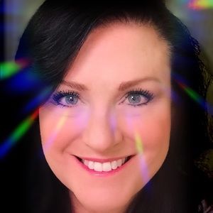 Meet your Posher, Michele